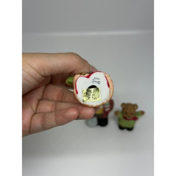HOMCO Vintage Porcelain Teddy Bear Figurine Set – 3 Country Christmas Bears 2–3" - Picture 3 of 4